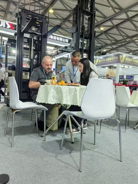 ANHUI YOUNGLIFT INTELLIGENT  EQUIPMENT CO.,LTD. कारखाना उत्पादन लाइन